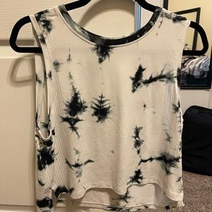 Lululemon Train To Be Tank